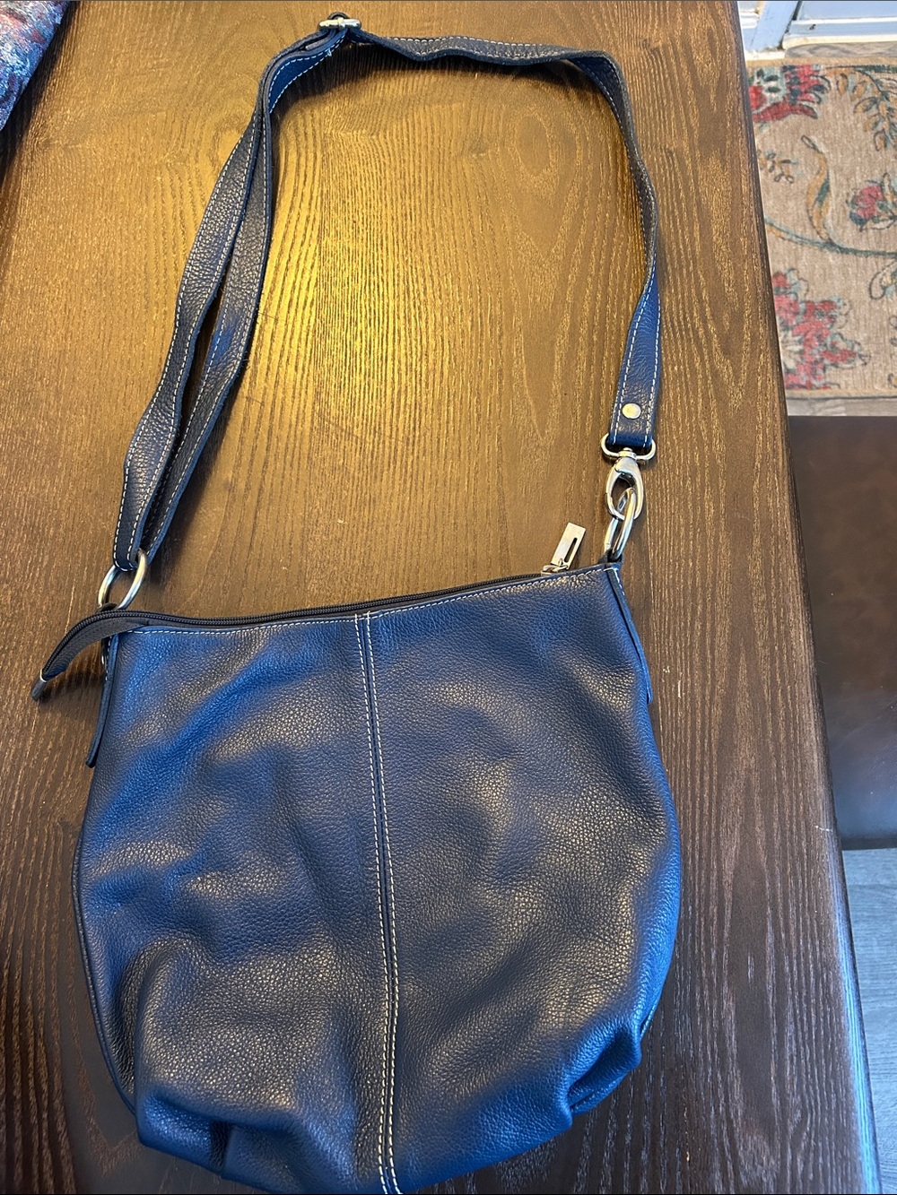 Women's Navy Leather Crossbody Shoulder Bag